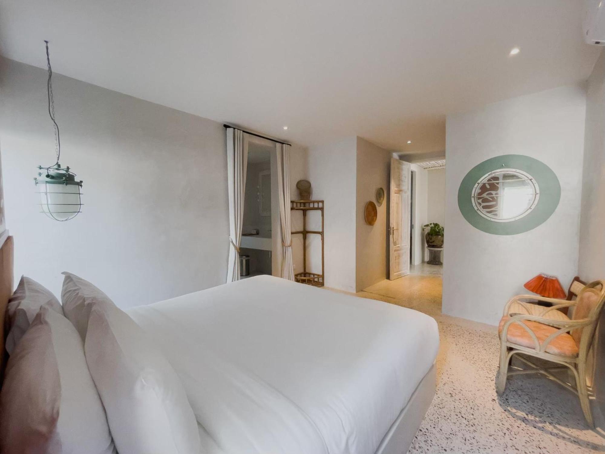 The Peri Hotel HHQ Pokoj fotografie